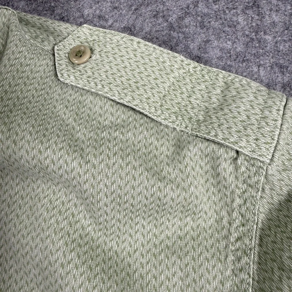 Banana Republic Safari Shirt Mens L Green Chevron Stripe Linen Blend Epaulettes